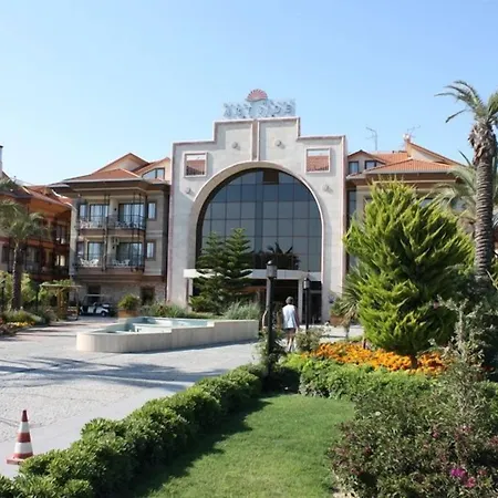 Adalya Art - Ultra Hotell Side