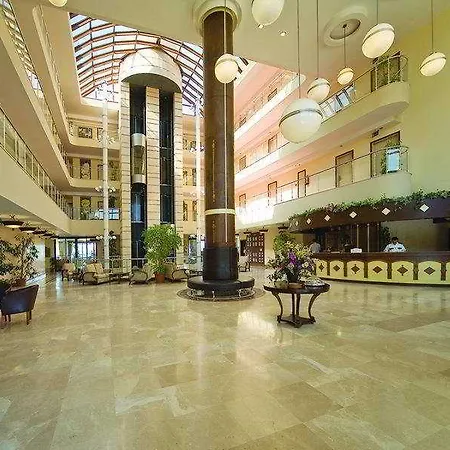 أداليا آرت سايد 5*